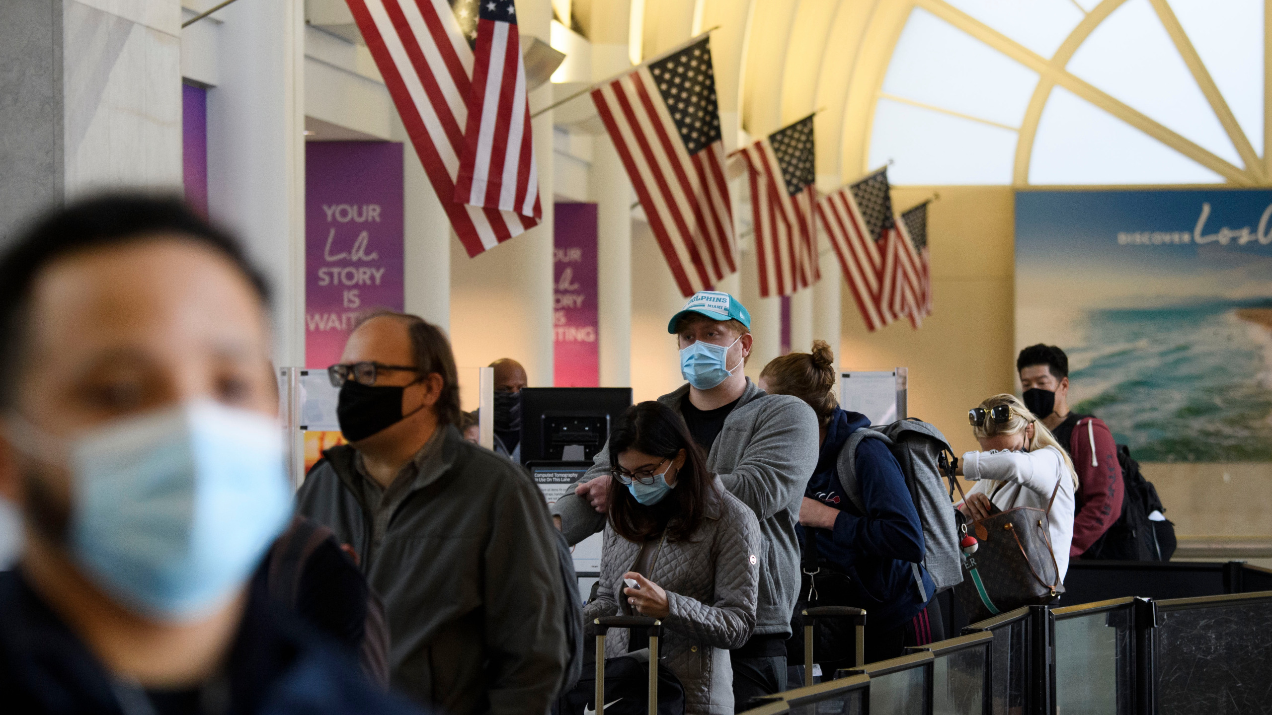 US to require Covid tests for all international passengers