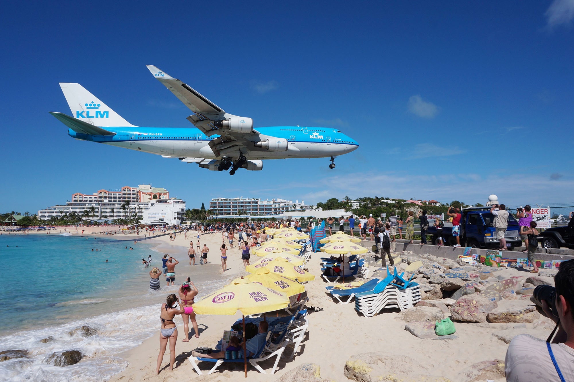 Delays and Diversions at TNCM/St Maarten